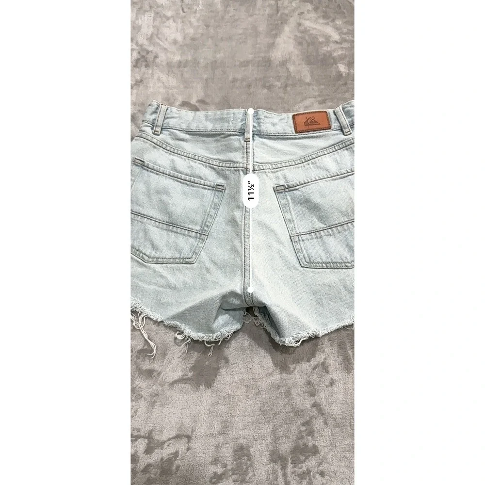 Quicksilver Shorts Women Size 28 Cut-off Denim Frayed‎ Hem Zipper Button EUC